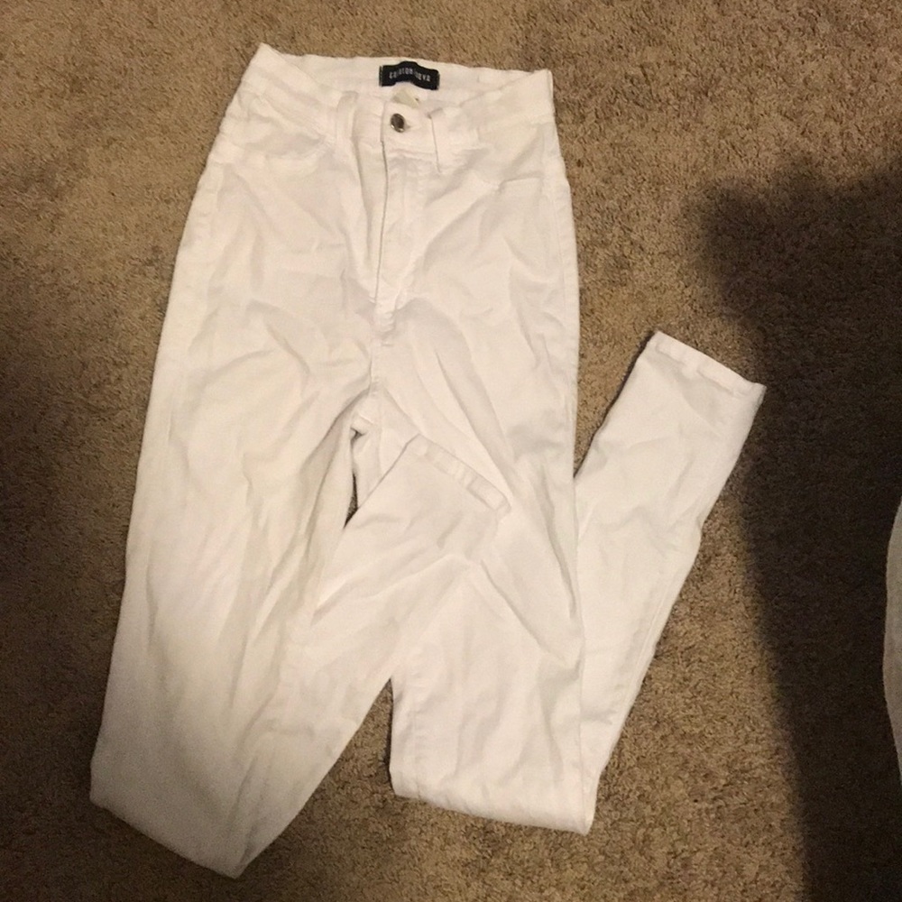 High waisted White Jeans